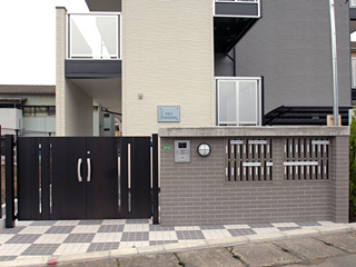 【エントランス】 | ラピス | 安全のオートロック！