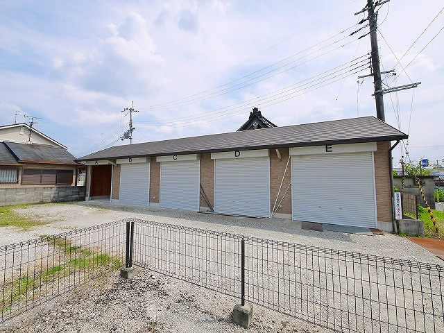 杉田トランクルームの外観