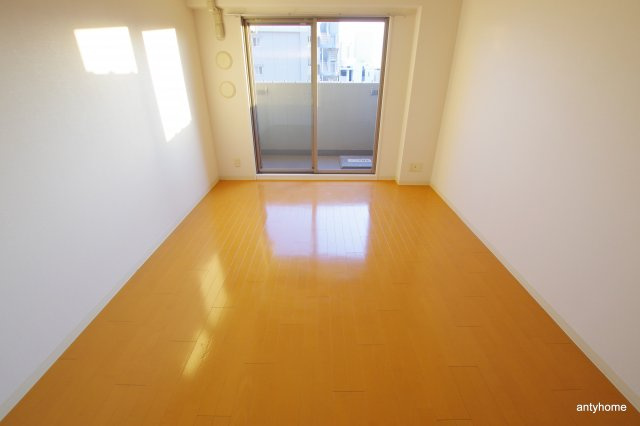 ルクレ京橋　仲介手数料無料の洋室