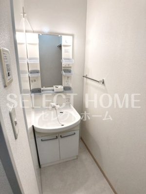 【独立洗面台】 | アクアヒルズ | 朝の身支度には欠かせない独立洗面化粧台