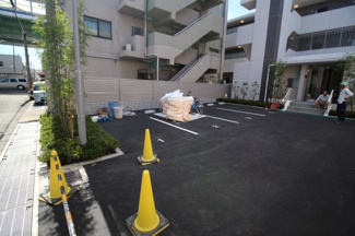 【駐車場】