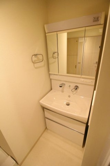 【洗面所】