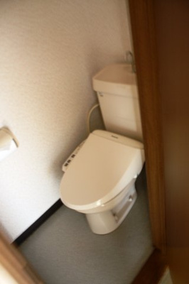 【トイレ】 | グリーンヒル原 | 落ち着いた色調のトイレです