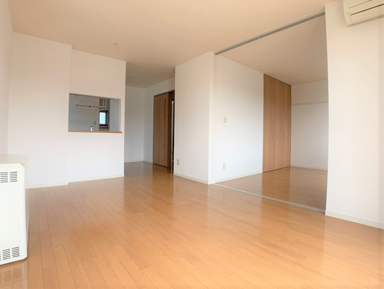 ローザ南仙北の居間・リビング