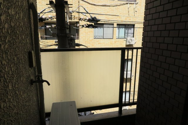 サンライフ堀江のバルコニー