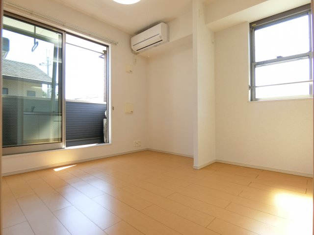 アルファコートの居間・リビング