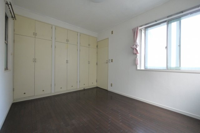 ＣＡＳＡの寝室|大きなベッドも置けますね