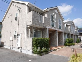 安芸高田市吉田町吉田のアパート