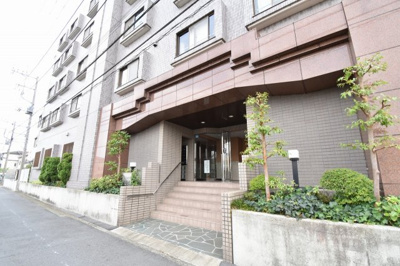 【エントランス】 | リバーシティ元住吉 | 東急東横線・目黒線「元住吉」駅徒歩25分又はバス9分「明津」停歩6分！