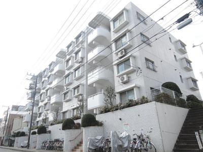 【外観】 | 藤和片倉台コープⅡ | 重厚感のある外壁タイル貼り。かわいいペットと一緒に暮らせます♪