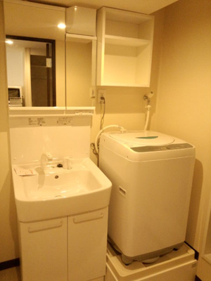 【洗面所】 | アルカディア