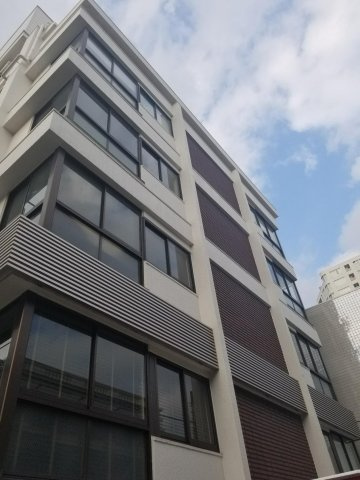 第７ＳＹビルの外観