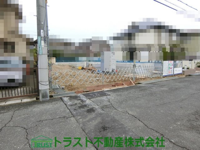 神戸市第4西区樫野台1号地　新築戸建の前面道路含む現地写真