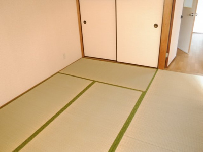 【寝室】 | 関澤ハイツ