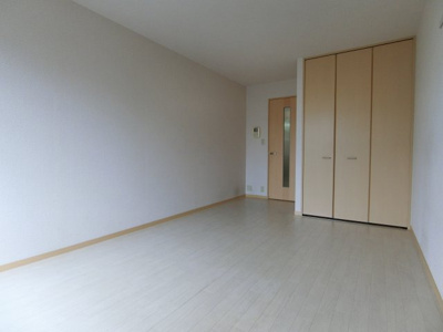 【寝室】 | メゾン長曽根B棟