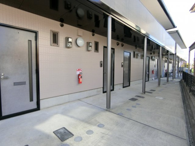 【ロビー】 | メゾン長曽根B棟