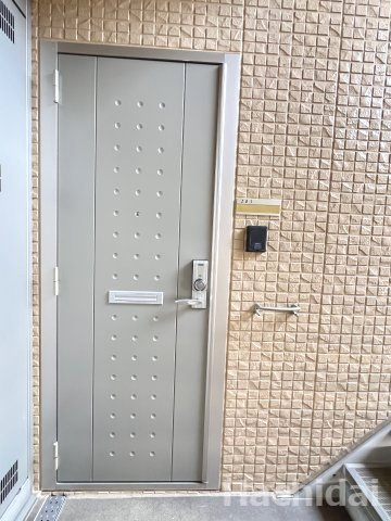 スタースレイプの玄関