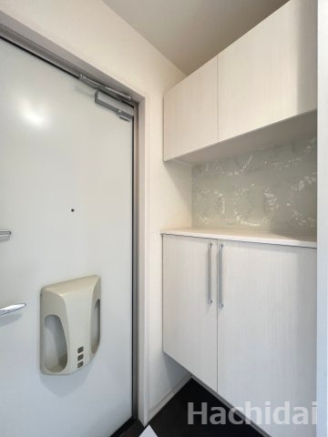 スタースレイプの玄関