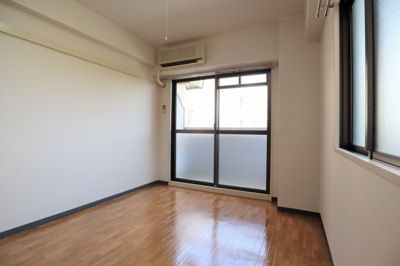 【洋室】 | イーストコート一番館