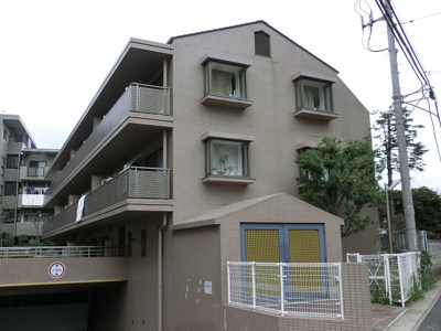 【外観】 | グロースメゾン海神Ｂ棟 | グロースメゾン海神Ｂ棟　鉄筋コンクリート造３階建