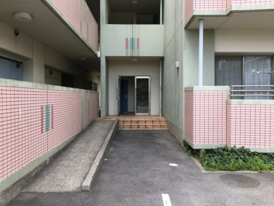 【エントランス】 | ＰＡＳＴＯＲＡＬ岡崎柱
