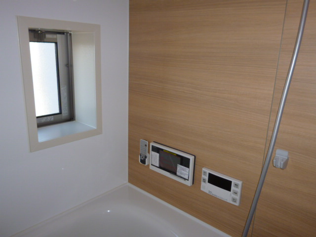 エルメゾン浦田Ｂの浴室|浴室窓