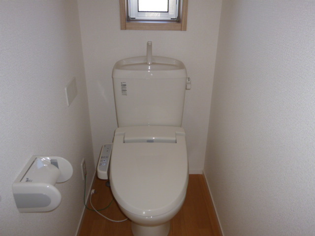 エルメゾン浦田Ｂのトイレ|シャワー付きトイレ