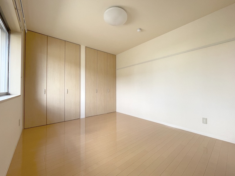 メゾンマスト盛南Ⅴの寝室