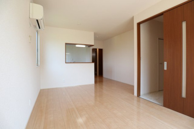 【居間・リビング】 | パレス.ボナール211B