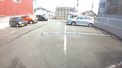 【駐車場】 | 高井田青山ビル