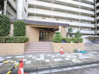 【エントランス】