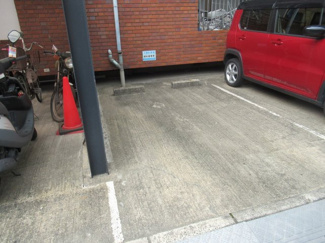 【駐車場】 | 空はご確認ください。