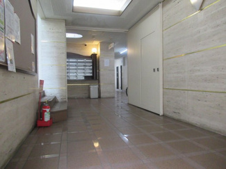 【ロビー】 | 建物の内部です