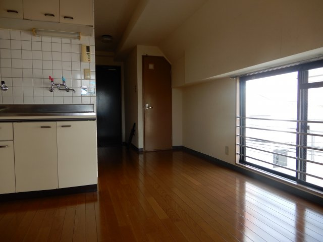 【居間・リビング】 | 寿賀マンション