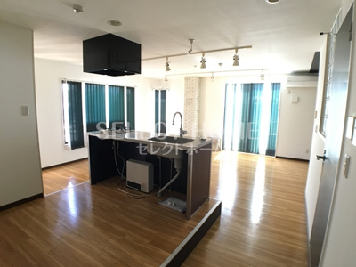 【居間・リビング】 | ＨＡＴＡＹＡアパートメント | ゆったりとした居間です