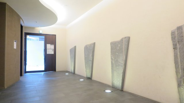 エグゼ難波東のロビー