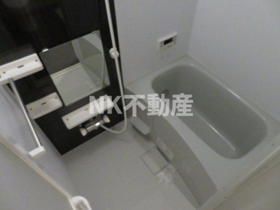 【浴室】 | ノスタルジック金岡（弥刀賃貸） | 落ち着いた空間のお風呂です