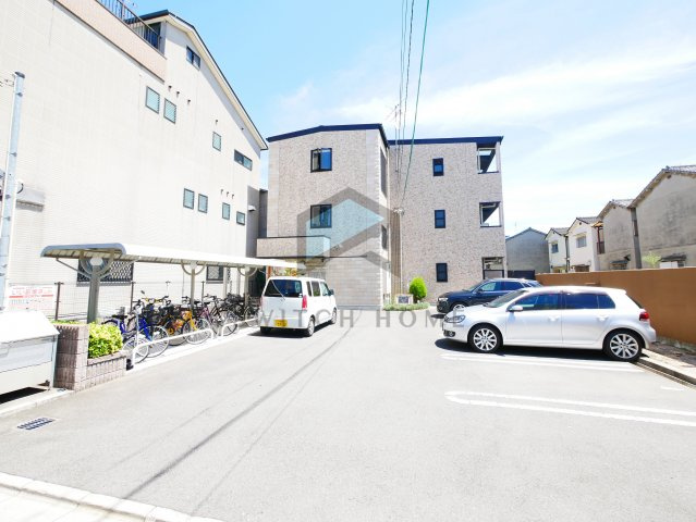 【駐車場】 | アルム久宝寺 | カースペースがあります