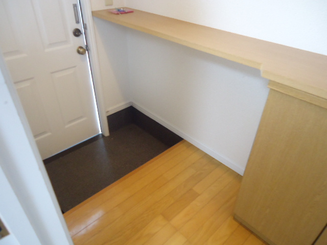 アーバンライフ1番館の玄関