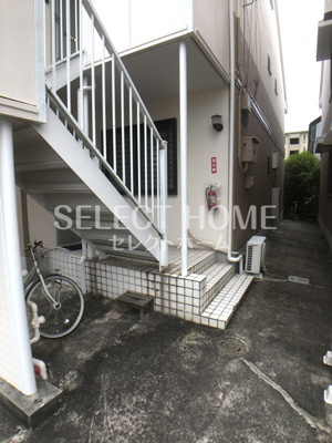 【エントランス】 | セジュール桂B | 建物の内部です