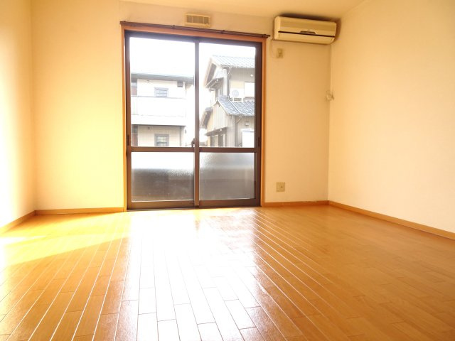 メルベーユ芝原Bの内装