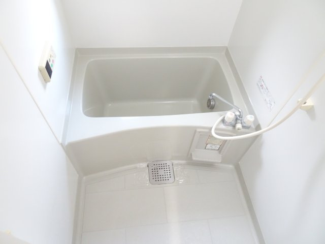 メルベーユ芝原Bの浴室