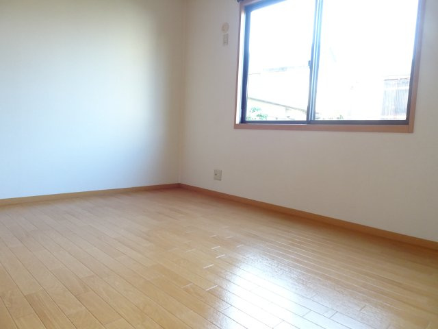 メルベーユ芝原Bの洋室