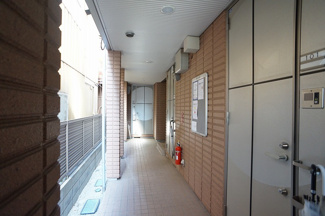 【その他共用部分】 | オートロック内の共用通路です。