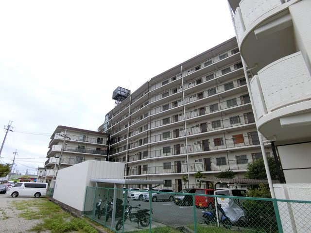 シャルム明石の外観