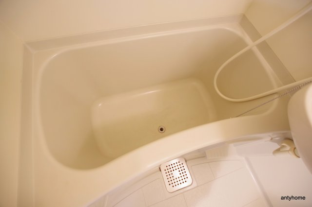 ロイヤルハイツ西淡路パート2　仲介手数料無料の浴室