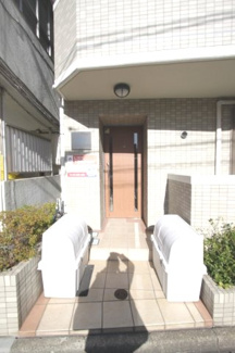 【エントランス】