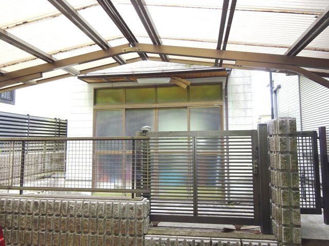 城陽市寺田宮ノ谷戸建の外観|敷地内倉庫（事務所）