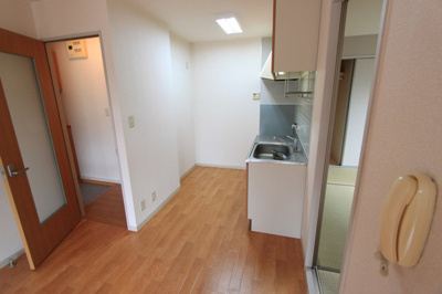 【居間・リビング】 | エルドラード五位堂Ｅ | リビングです