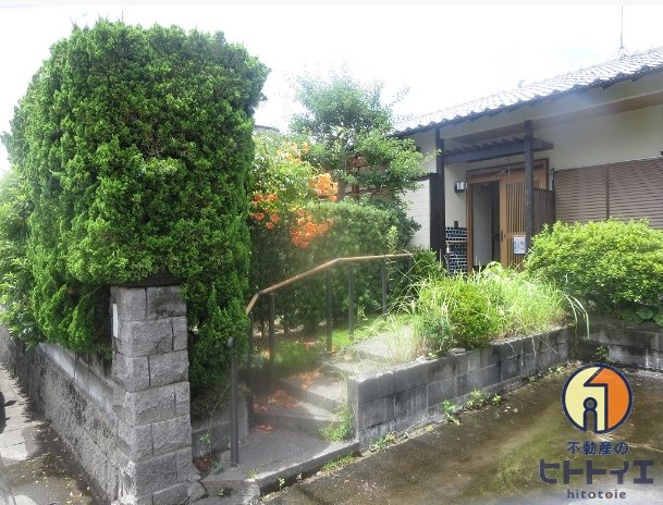 八女郡広川町　新代戸建の外観|外観は落ち着いています